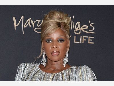 ENTERTAINMENT TONIGHT: Mary J. Blige Stuns in Silver as She Reflects...