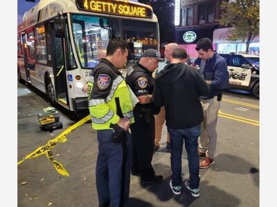 WCPD detectives are investigating a shooting that occurred this evening aboard a Bee-Line bus in Yonkers